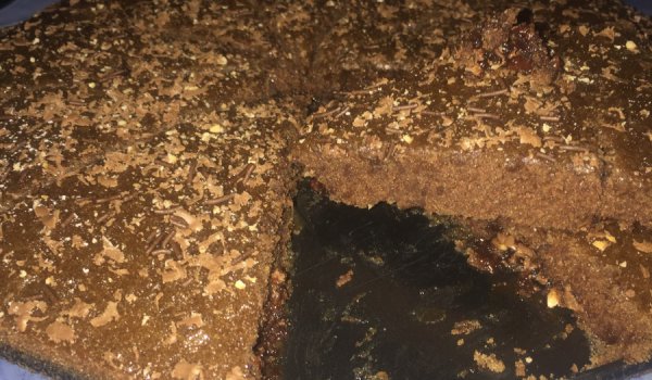 Какаов сладкиш със парченца шоколад