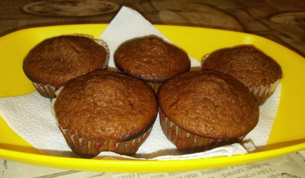 Какаови мъфини с 1 яйце