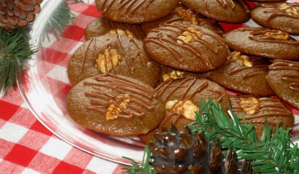 Какаови сладки с орехи