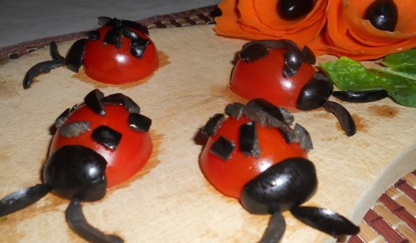 Калинки от чери домати
