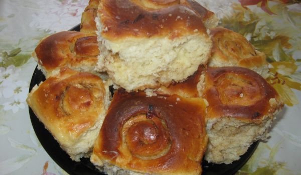 Канелени рулца със заливка