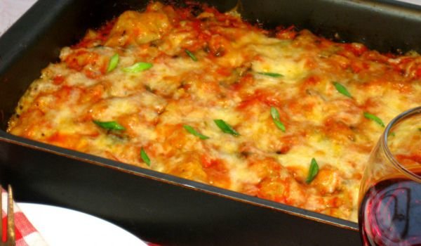 Канелони с кайма, грах и гъби