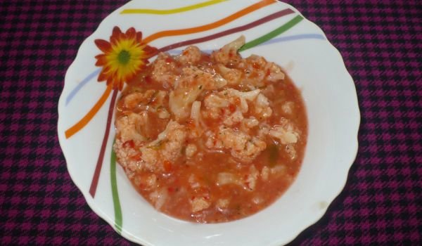 Карфиол с доматен сос