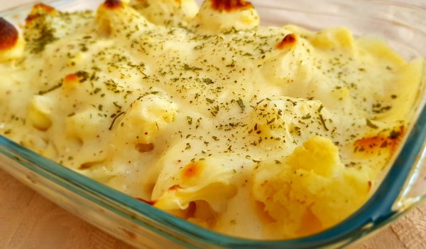 Карфиол с козе сирене и Бешамел