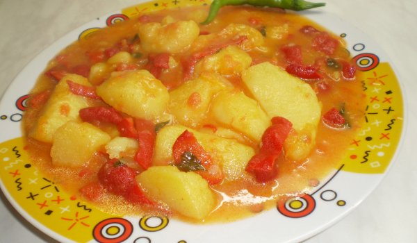 Картофена манджа с червени чушки