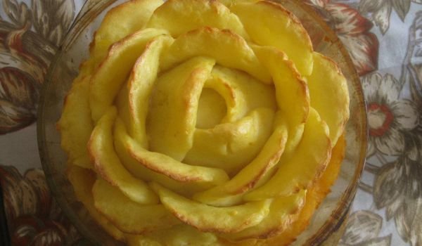 Картофена роза със свинско и гъби