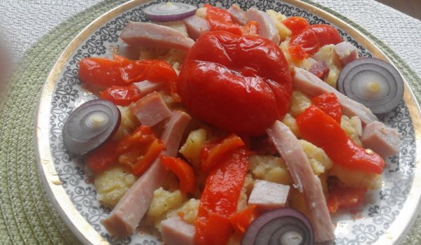 Картофена салата с камби и шунка