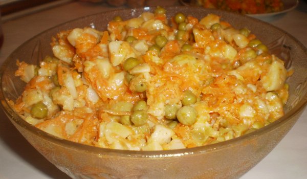 Картофена салата с моркови
