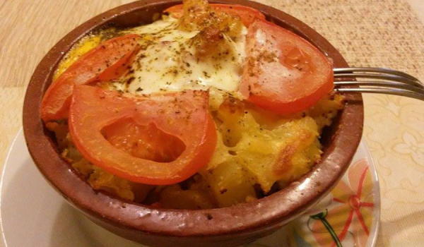 Картофена запеканка в гювече