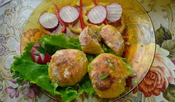 Картофи Изненада с месо и сметана