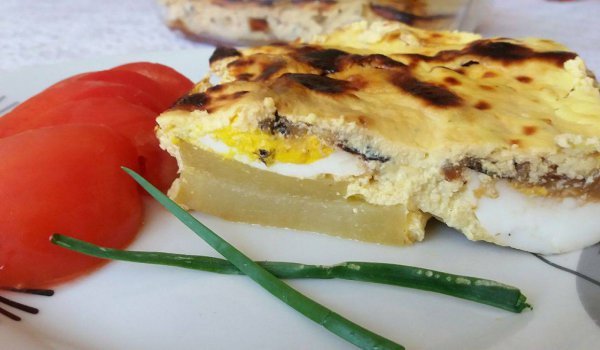 Картофи с яйца и тиквички