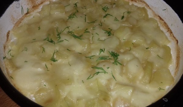Картофи с кашкавал и копър на фурна