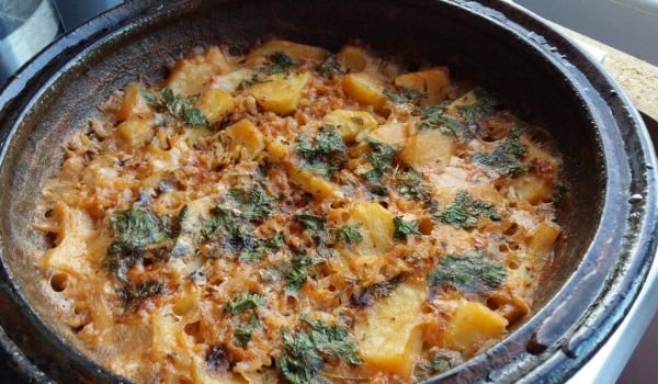 Картофи с ориз и риган в гърне