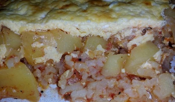 Картофи с ориз и заливка