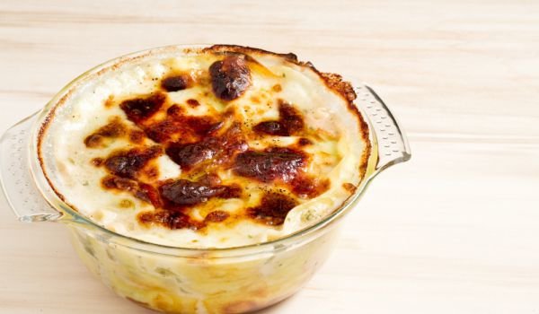 Картофи със заливка от яйца