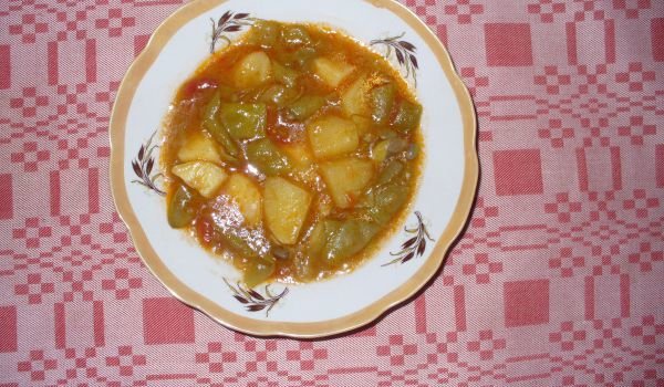 Картофи със зелен боб