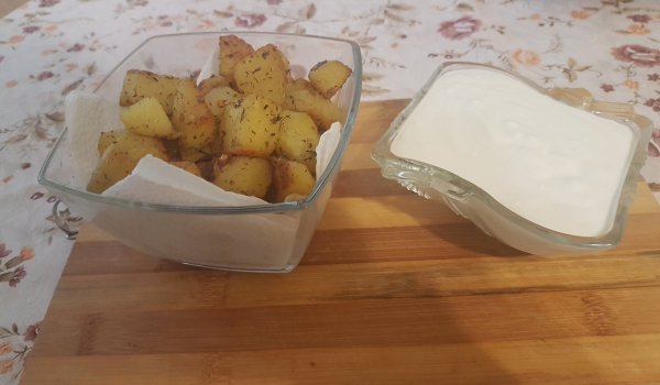 Картофки соте с млечен сос