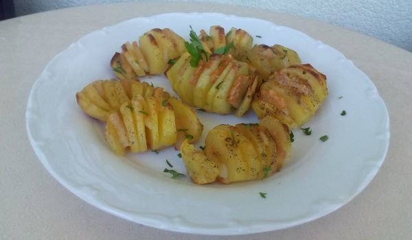 Картофки със сланина на фурна