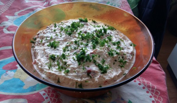 Катък със заквасена сметана