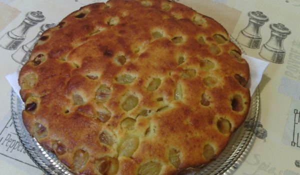 Кейк с грозде и вино