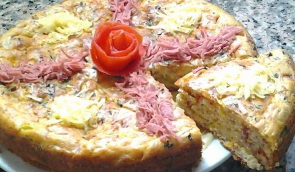 Кейк със синьо сирене и праз