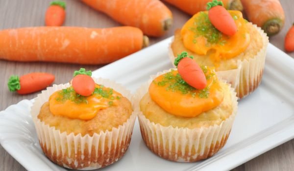 Кейкчета с моркови и бадеми