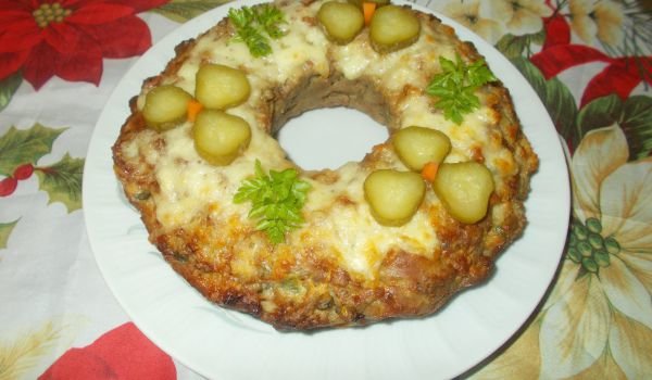 Кекс с кайма и зеленчуков микс