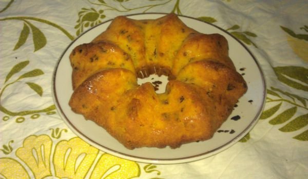 Кекс с моркови и стафиди