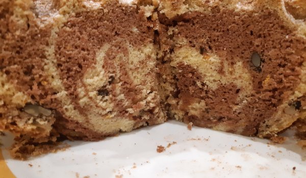 Кекс с орехи и портокалова коричка