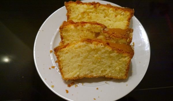Кекс с прясно и кисело мляко