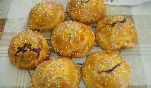 Кифлички пролетни цветенца