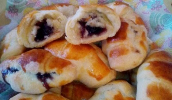 Кифлички с домашно бутертесто
