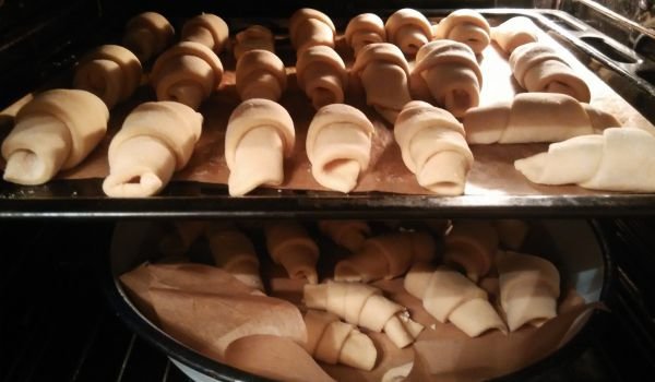 Кифлички с два пълнежа