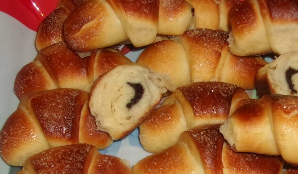 Кифлички с нукрема