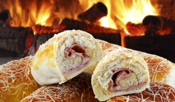 Кифлички с шунка