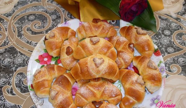 Кифлички-сърца за Свети Валентин