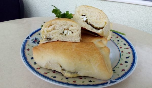 Кифлички със спанак и сирене