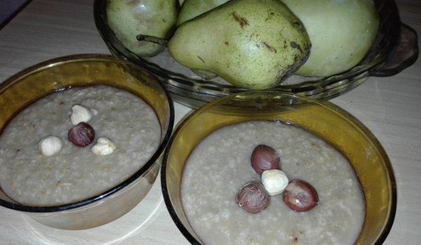 Кисел от круши и овесени ядки