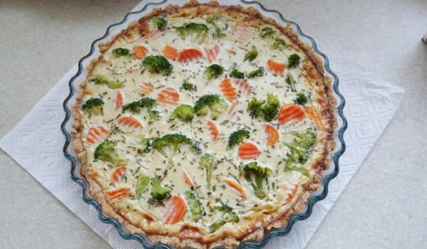 Киш с броколи и сирене