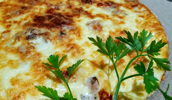 Киш с пиле и гъби