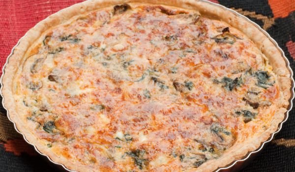 Киш със спанак и гъби