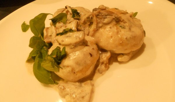 Кюфтенца от рикота с гъби и сметана (Polpette di ricotta e funghi)