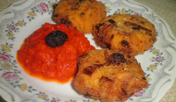 Кюфтета от червена леща