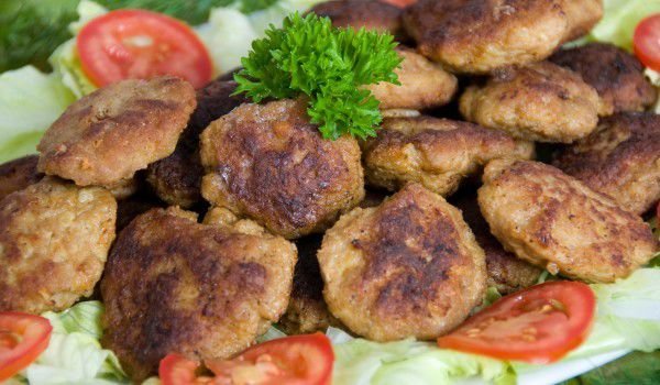 Кюфтета от кайма и боб
