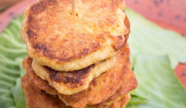 Кюфтета от прясно зеле и мляко