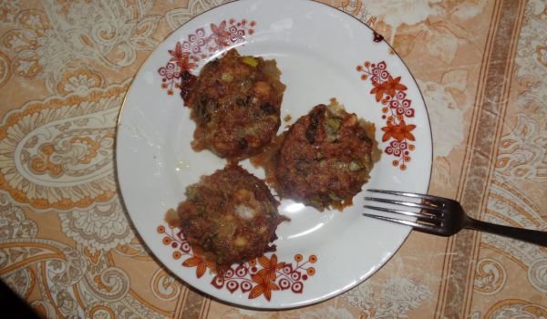 Кюфтета с извара и лапад на фурна