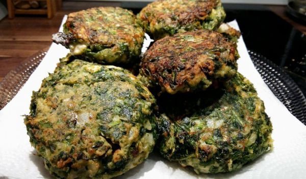 Кюфтета с магданоз и кашкавал