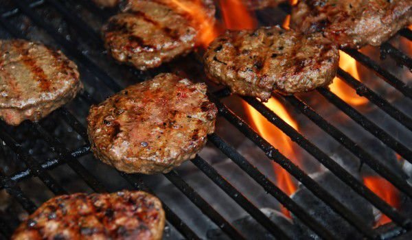 Кюфтета с орехи и вино