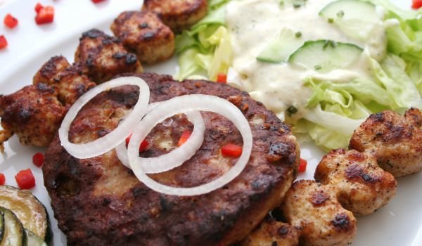 Кюфтета със сини сливи