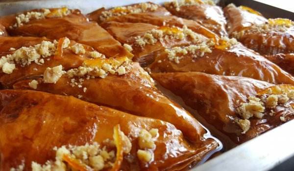Класическа баклава с орехи